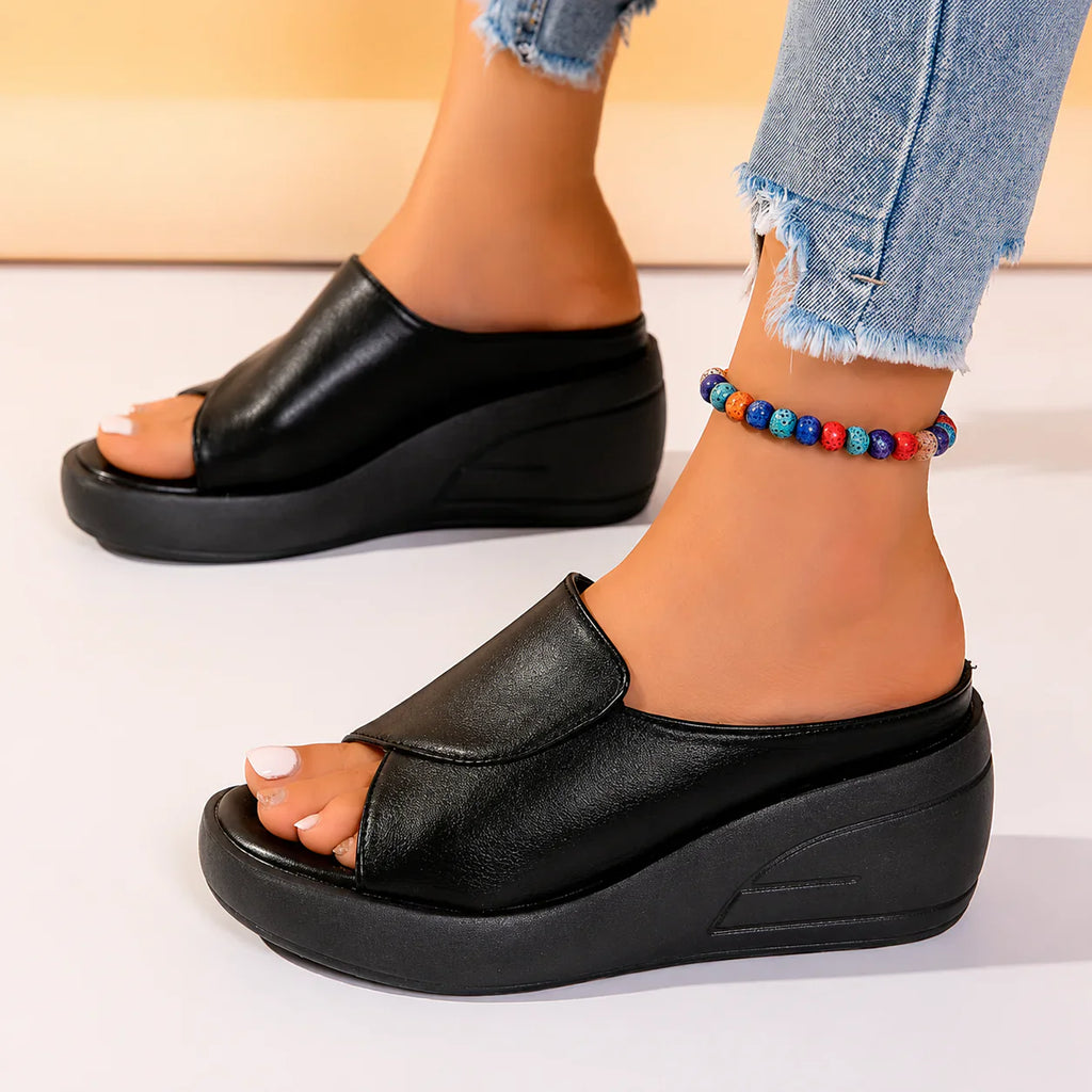 THE CÉLINE — Orthopaedic comfort sandals
